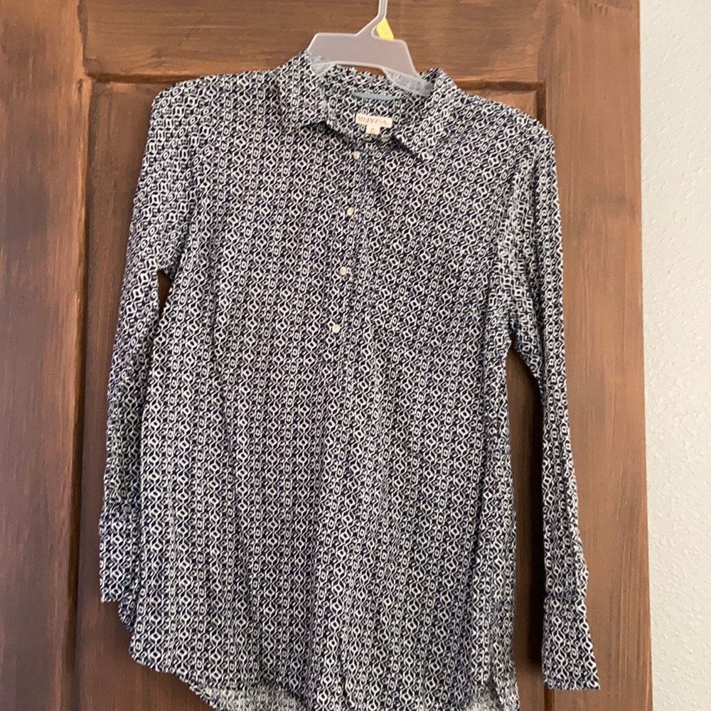 Women’s Merona size XL long sleeve.